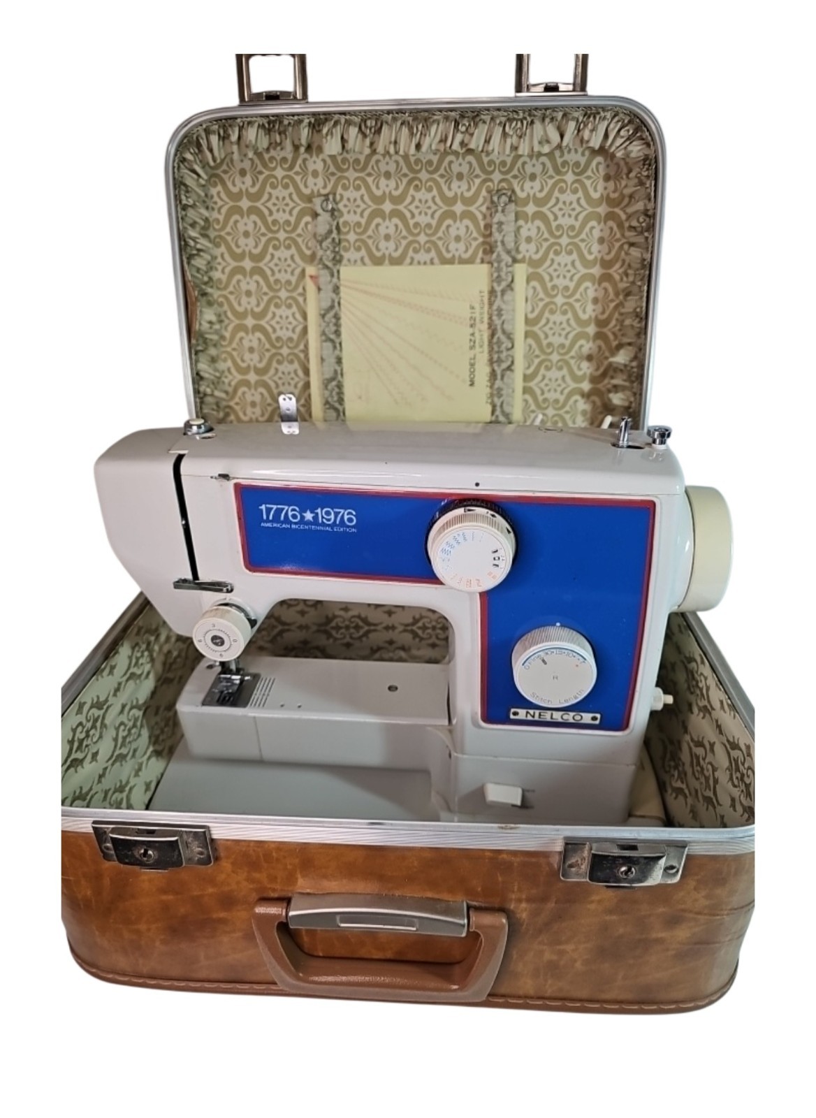 Rare 1976 Nelco SZA-521F American Bicentennial Edition Sewing Machine w/ Case