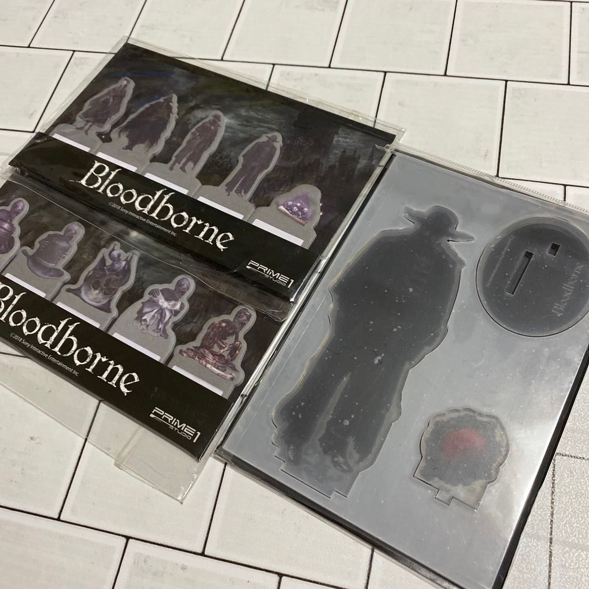 bloodborne Guscoigne Acrylic Stand & Messngers & Hunters Sticky set rare New