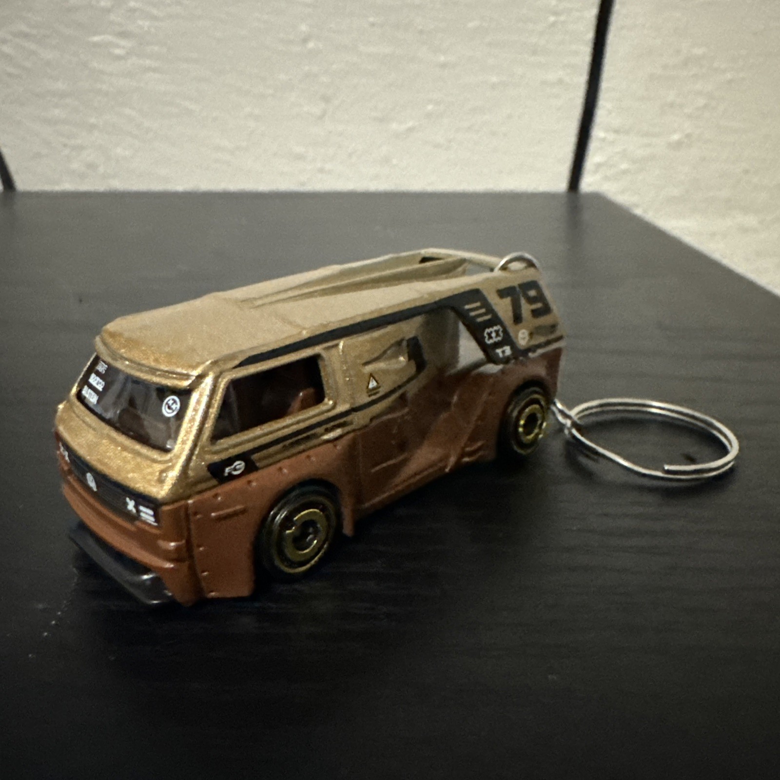 VW T3 Vanagon Custom Keychain 1:64 Diecast Hot Wheels Matchbox Gift