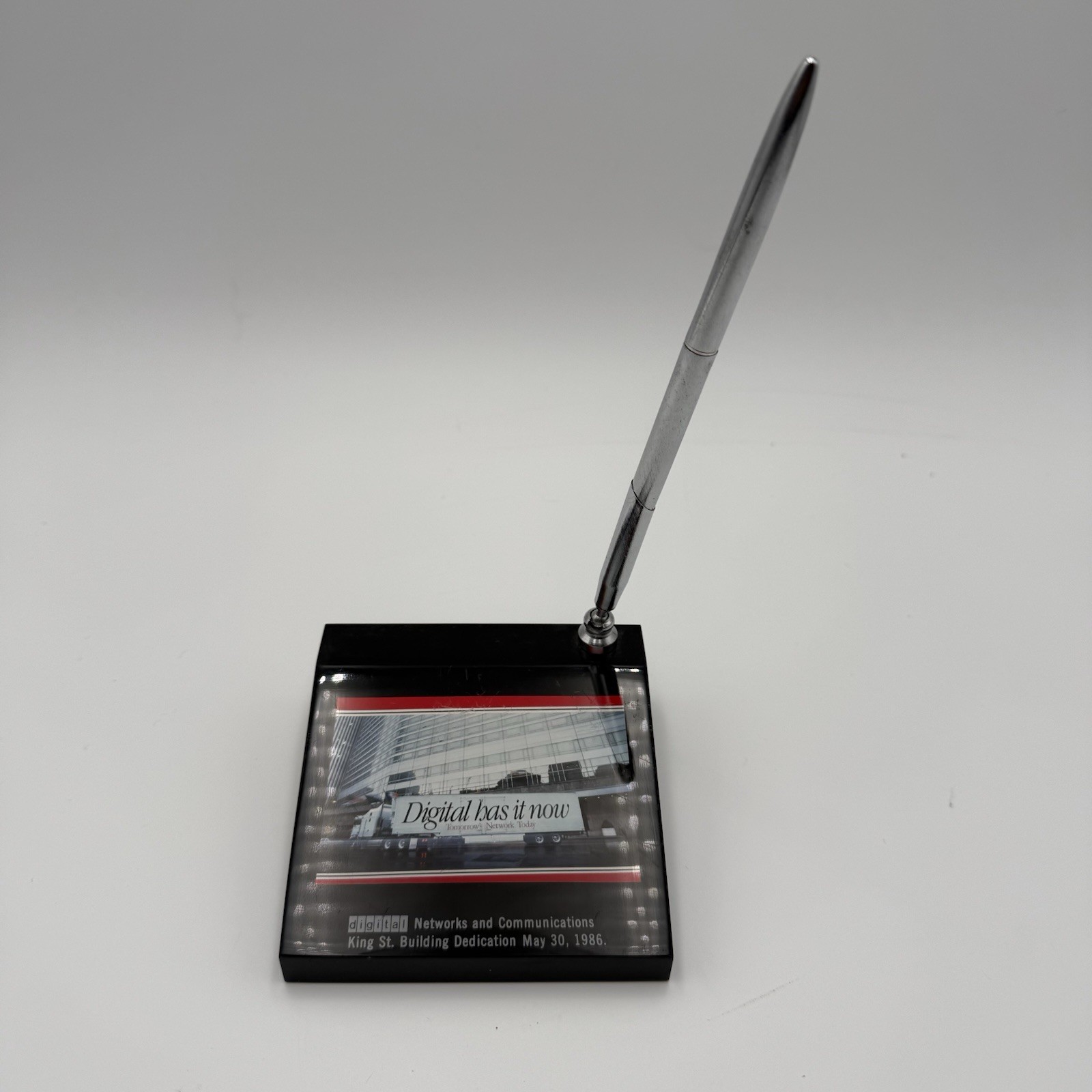 Vintage 1986 Digital DEC Computer King St Building Dedication Desk Pen Set