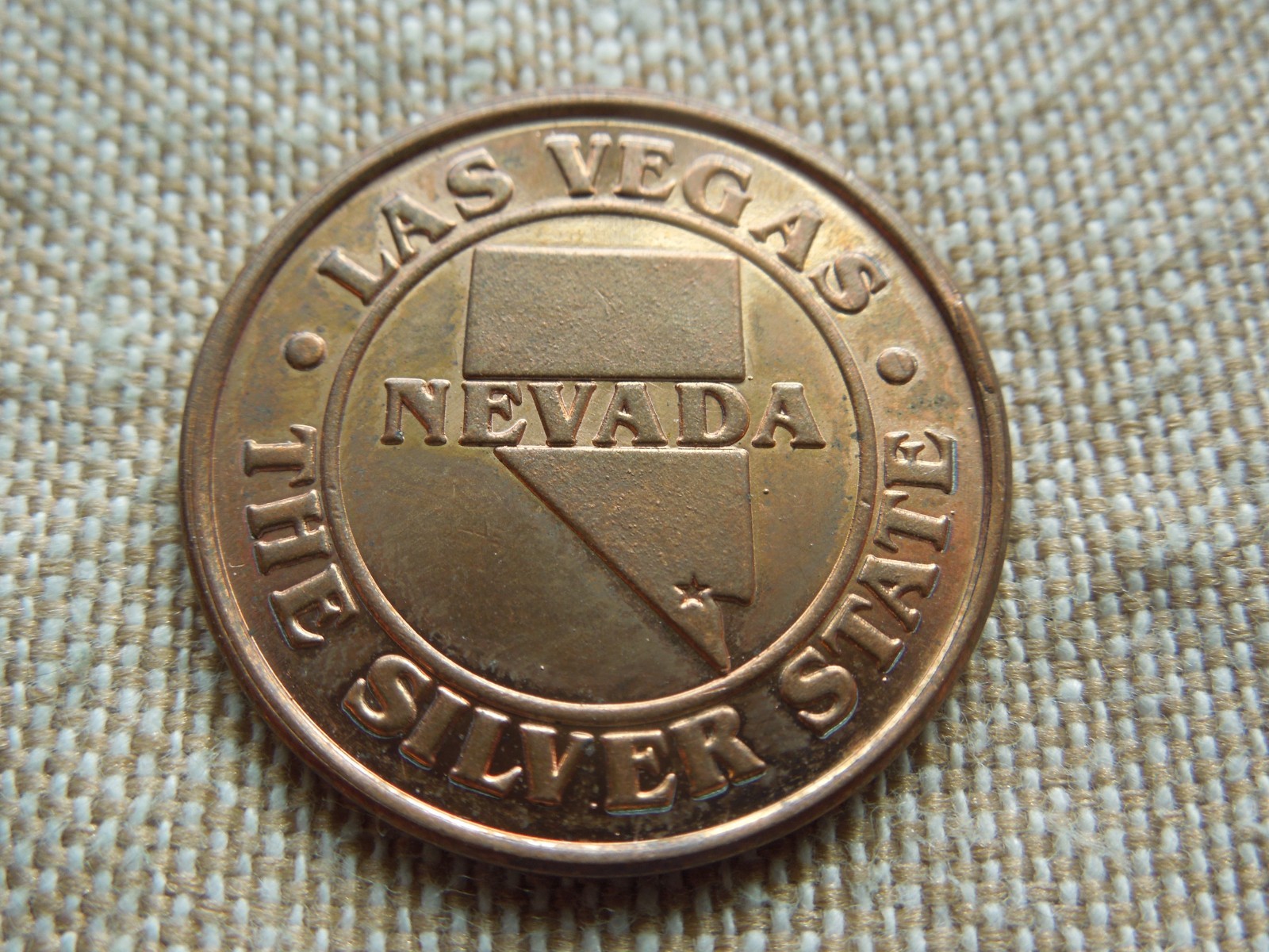 2000 Hoover Dam The Silver State Las Vegas Nevada Token 24mm
