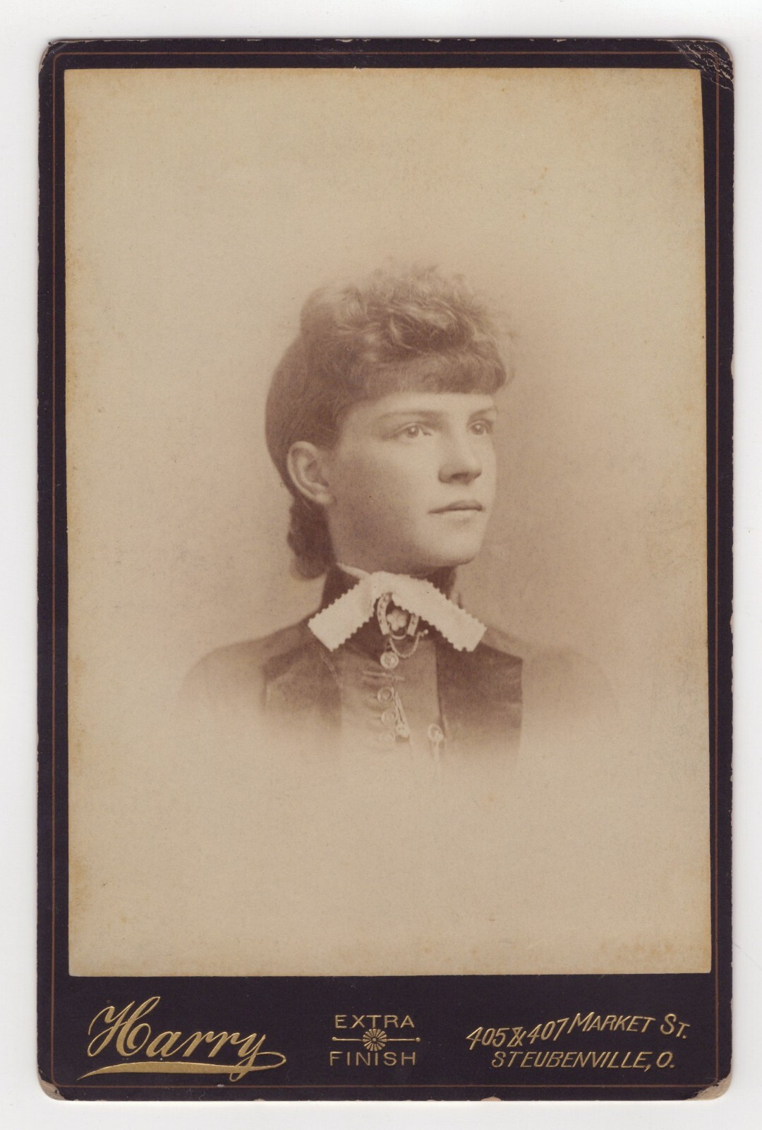 LUCKY LADY : HORSE SHOE PIN : STEUBENVILLE, OHIO : CABINET CARD