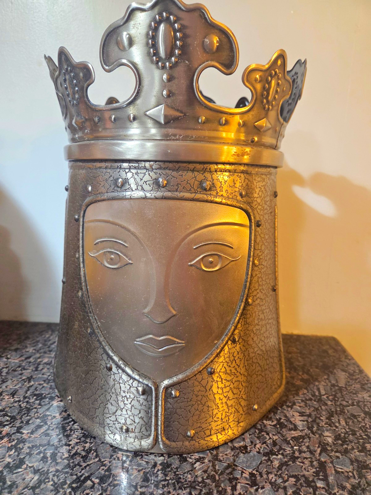 Vintage Pewter Tone Seymour Mann Queen Ice Bucket With Tongs Made In Japan