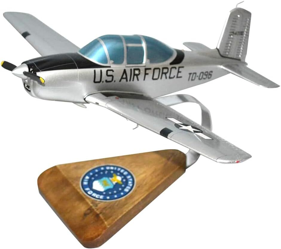 USAF Beechcraft T-34 Mentor Trainer Desk Display Model 1/24 Aircraft SC Airplane