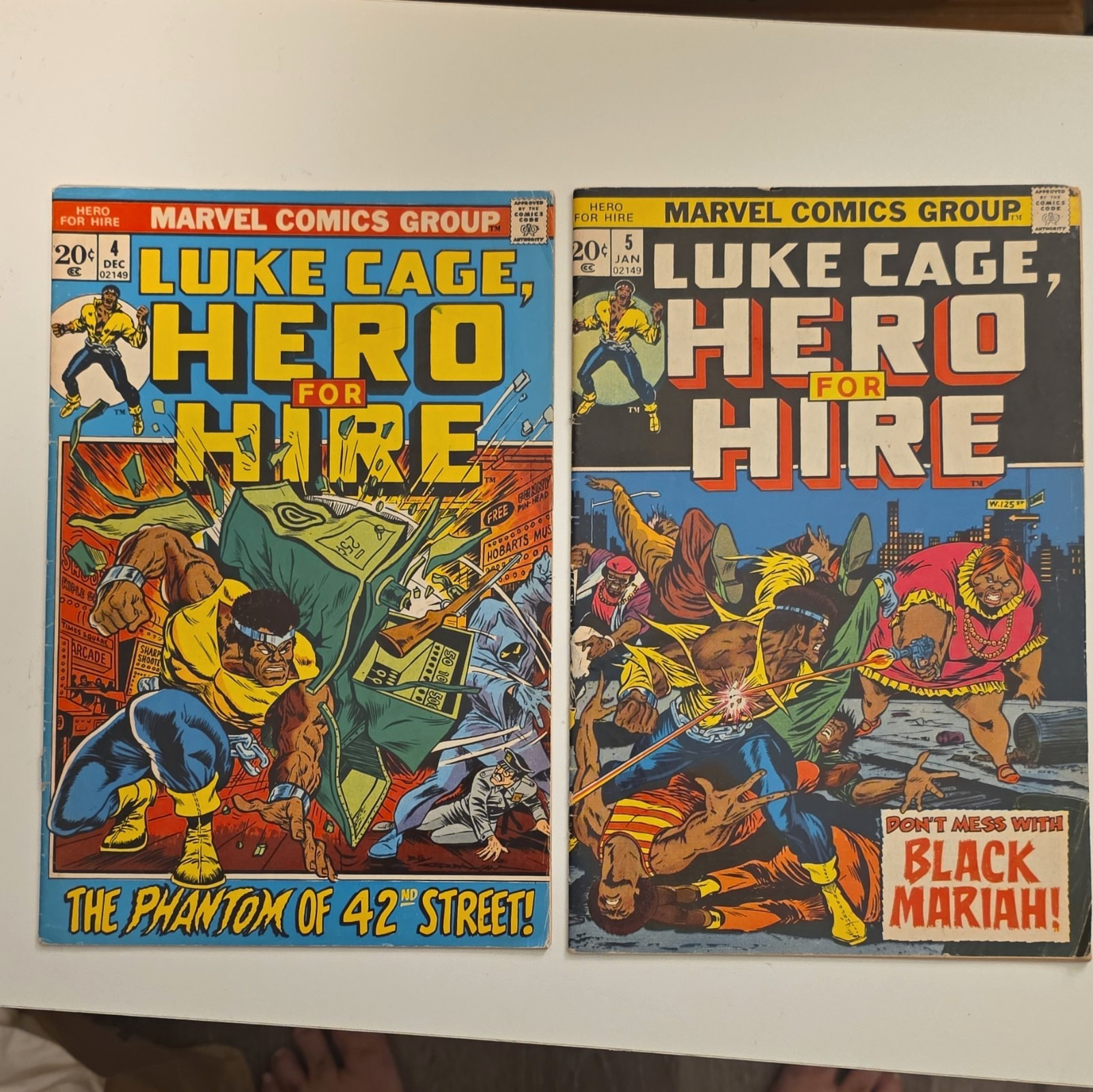 Marvel Luke Cage, Hero for Hire Comic Lot #4 #5  Fine-/fine
