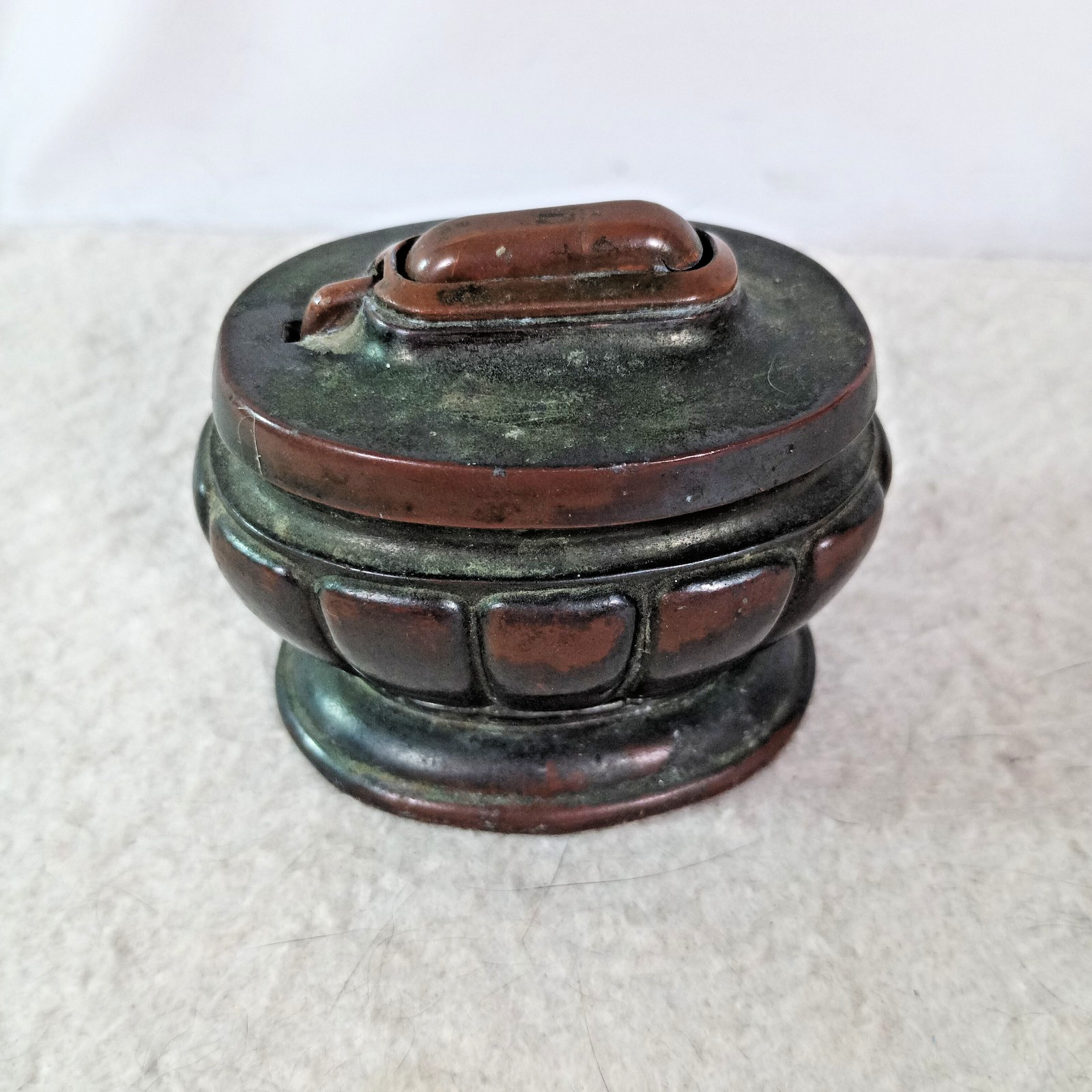 Vintage MCM Tabletop Cigarette Lighter Brown Green Patina Table Lighter 3