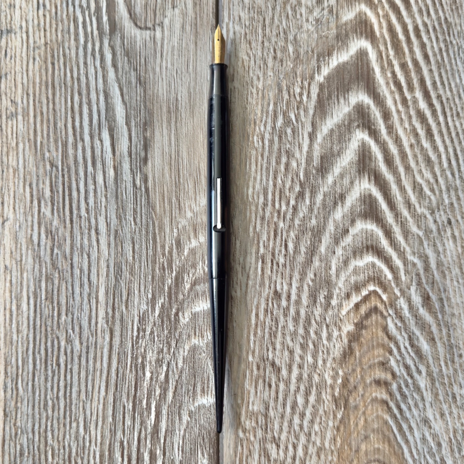 Vintage Sheaffer Wasp The Clipper Black Desk Fountain Pen Gold Junior Nib