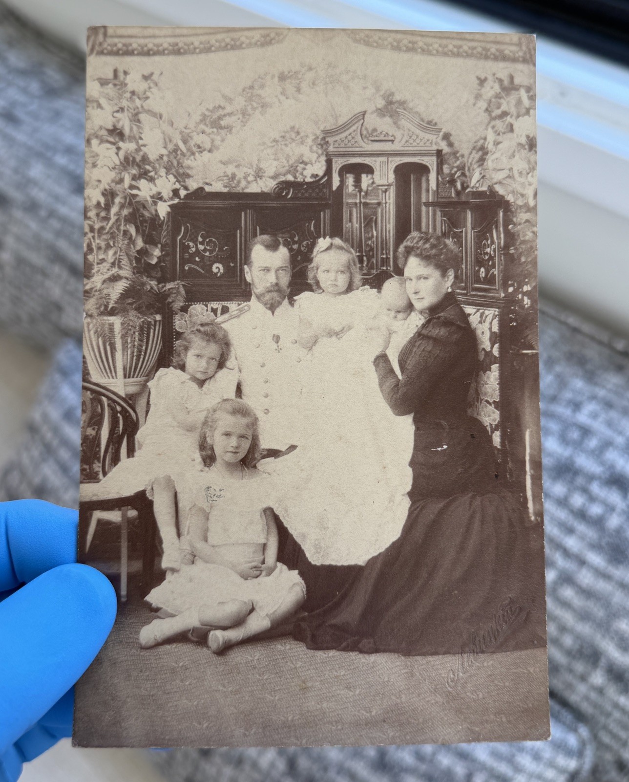 NICHOLAS II with ROMANOV FAMILY • Original Photo • Entire Family Slaughtered