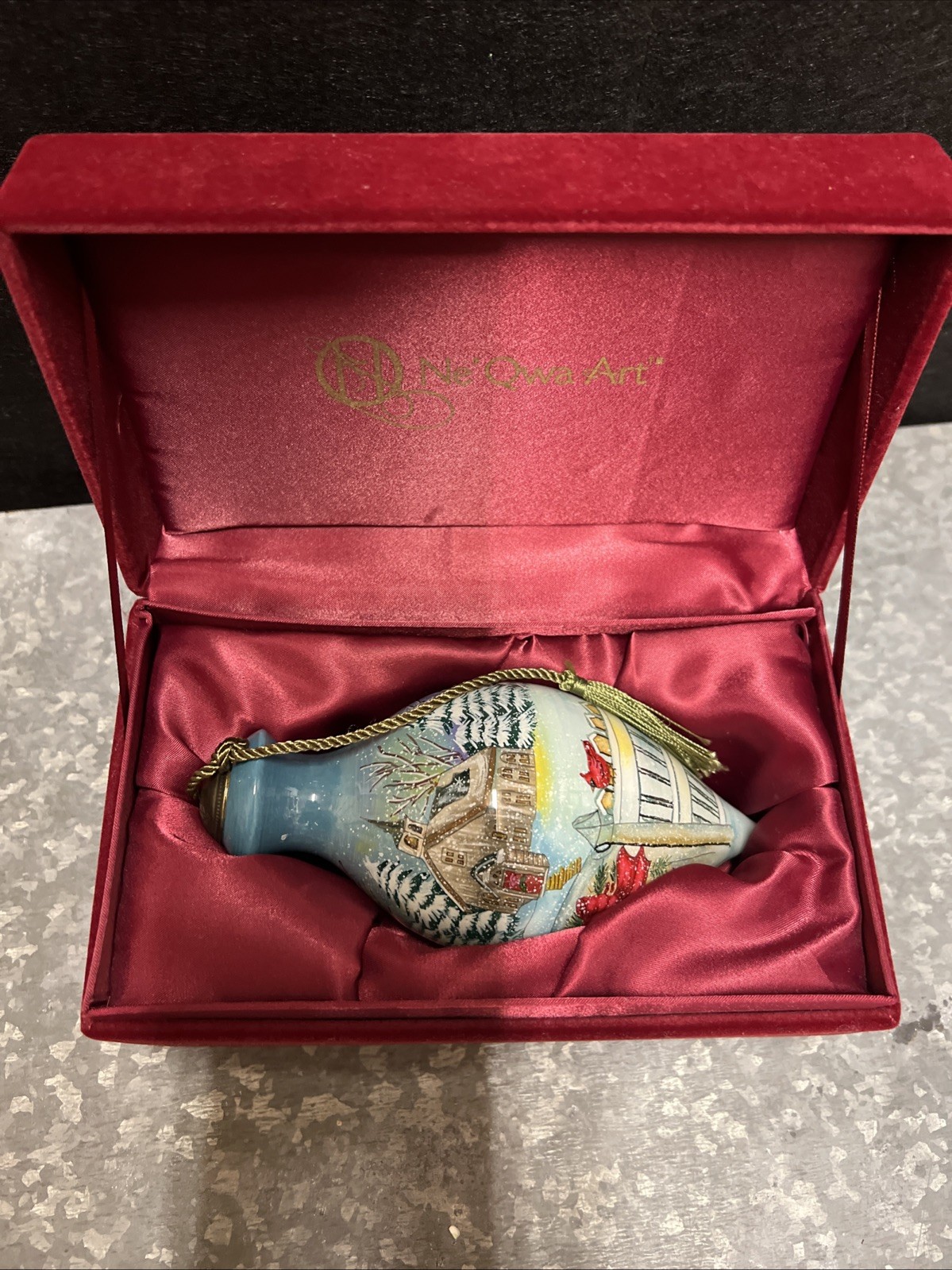 NE' QWA ART ORNAMENT IN ORIGINAL BOX SIGNED Jim Sexton Officially Authenthicated