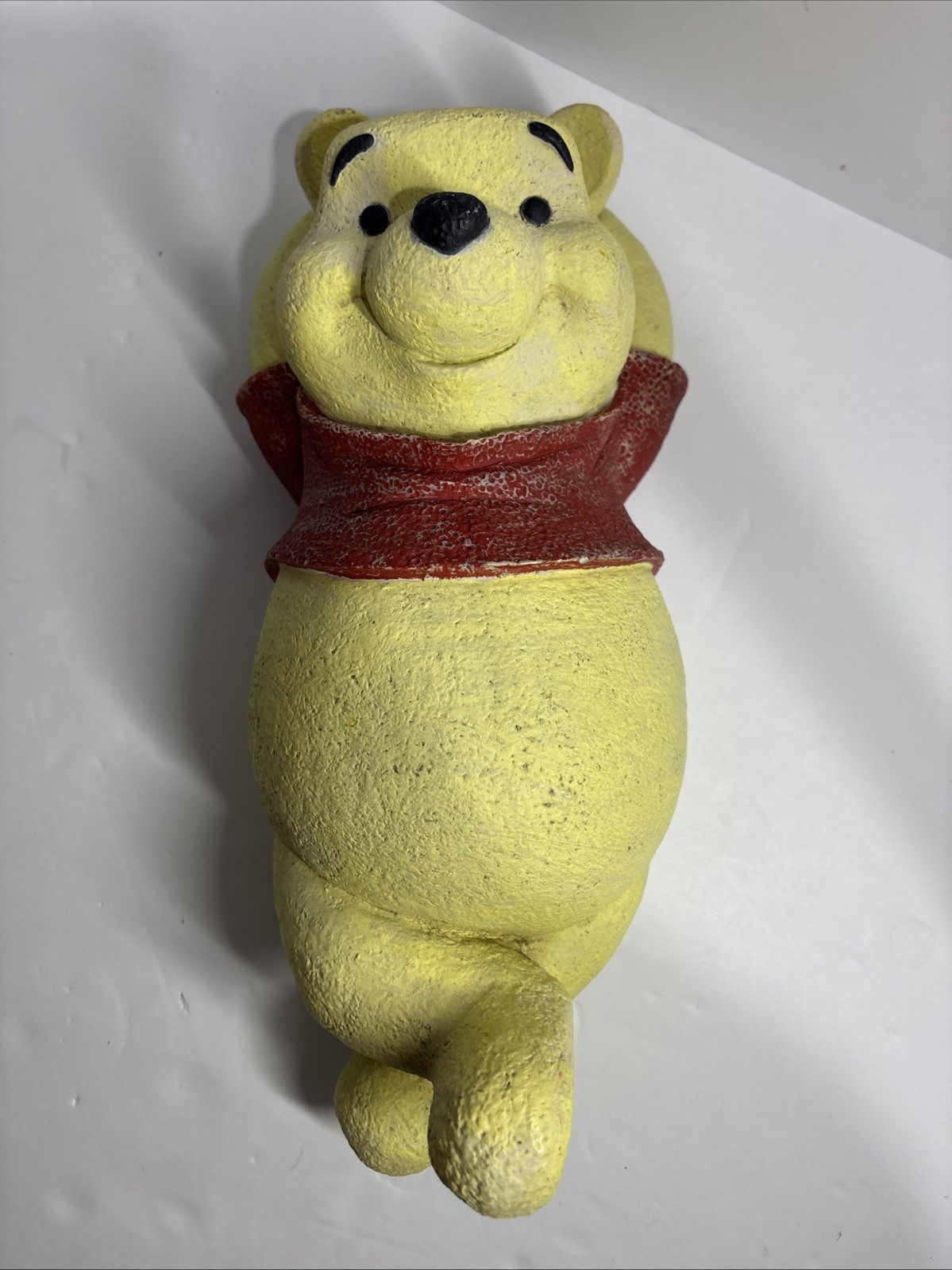 Disney Winnie the Pooh Garden Figurine-No Bee. 15\