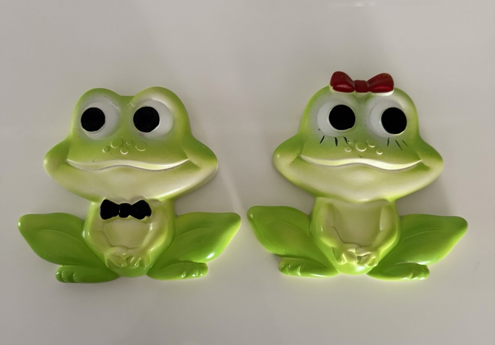 VTG 1977 Miller Studio Chalkware Mr & Mrs Frog Wall Hanging Retro Groovy Frogs