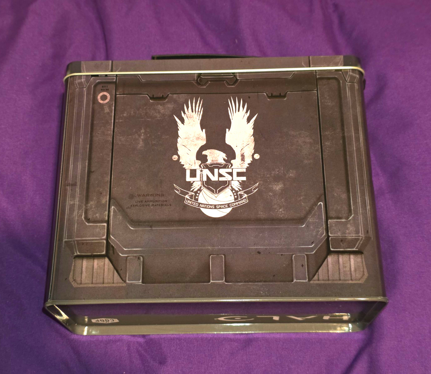 Halo 5 Guardians UNSC Ammo Crate Metal Tin Lunchbox The Coop Loot Crate 2015