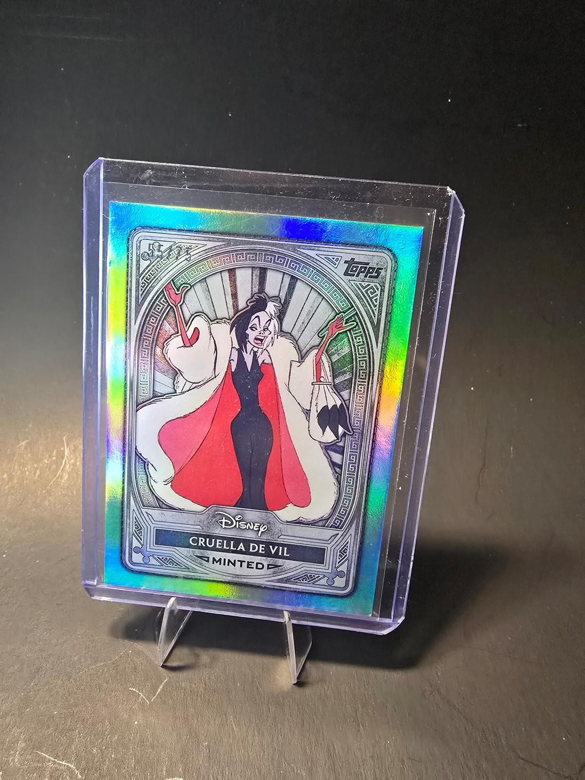 2025 Topps Chrome Disney Cruella De Vil \\75