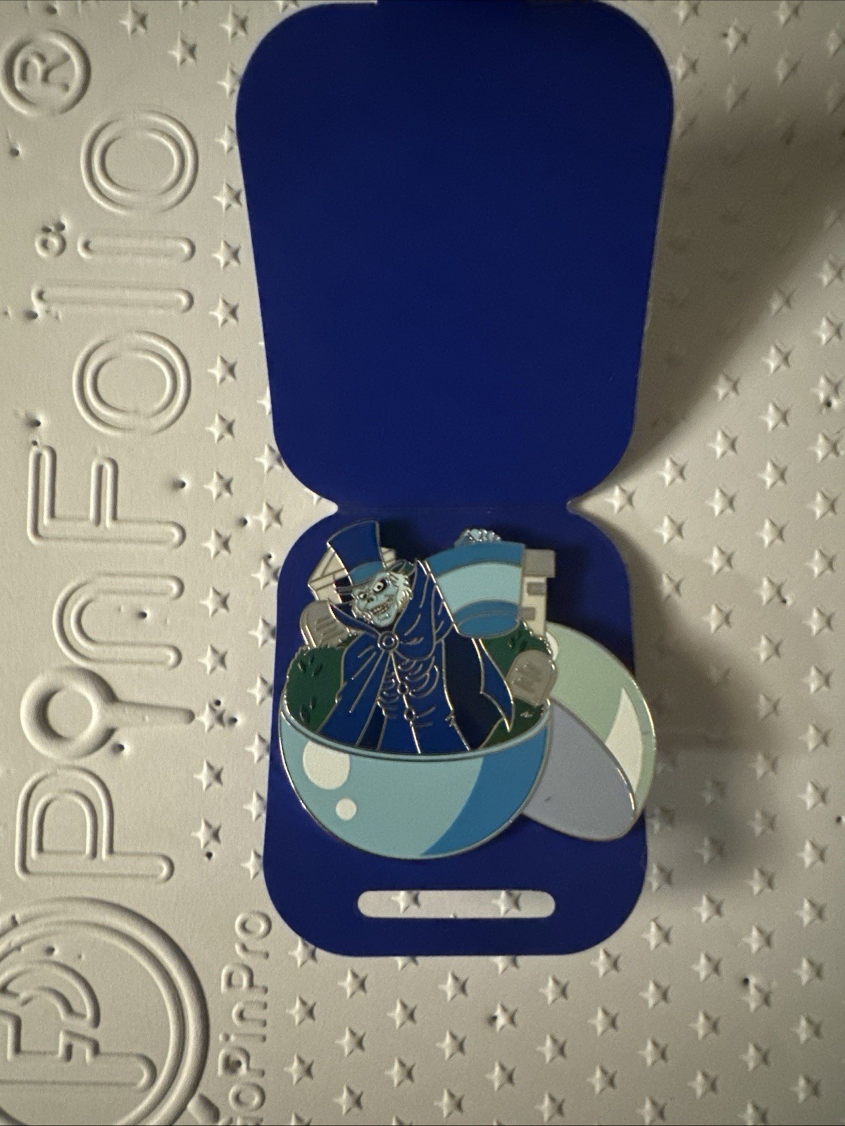 Disneyland Gachapon Vending Machine Mystery Pin Series 1 - Hatbox Ghost Chaser