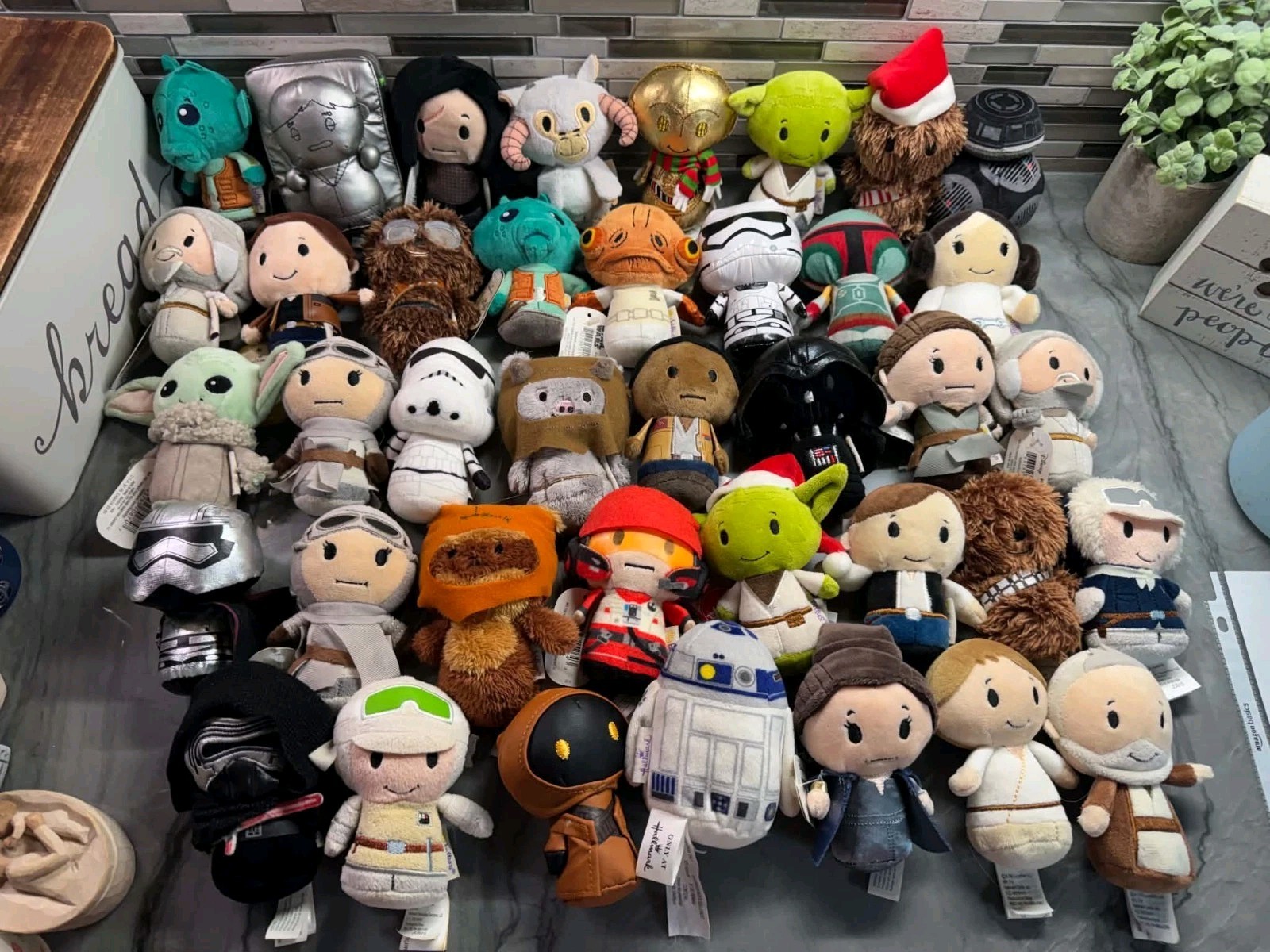 Star Wars Hallmark Itty Bitty Lot 39 Pieces 