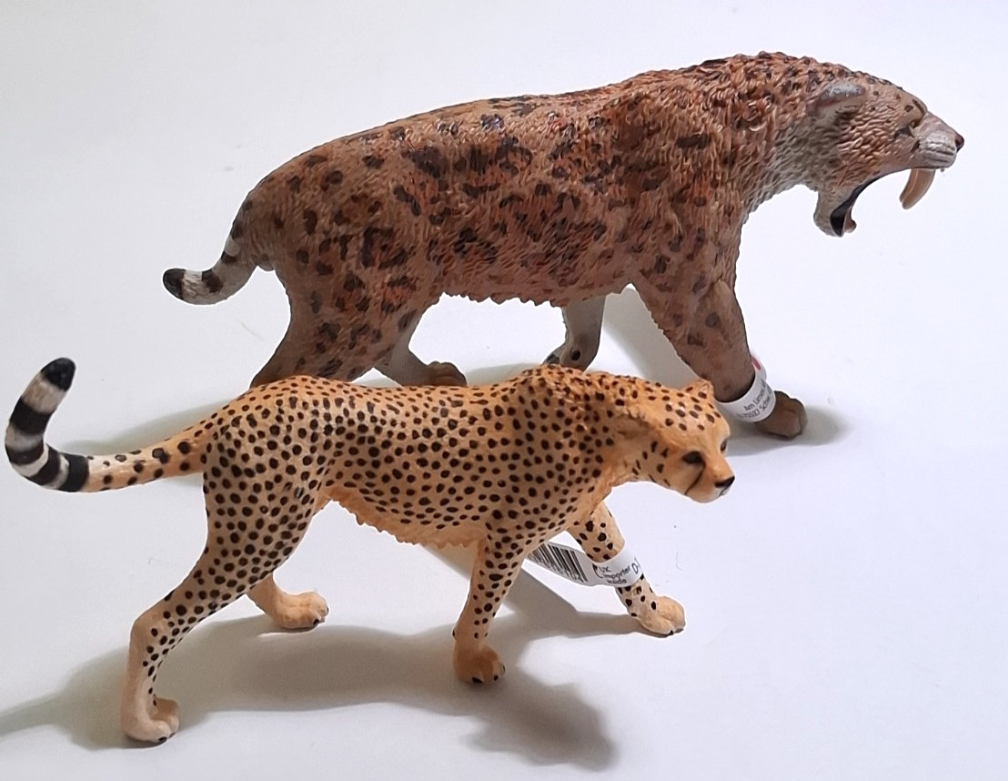 Schleich Retired NWT Lot Smilodon Saber-Tooth Tiger 15054 & Leopard 14746 NOS