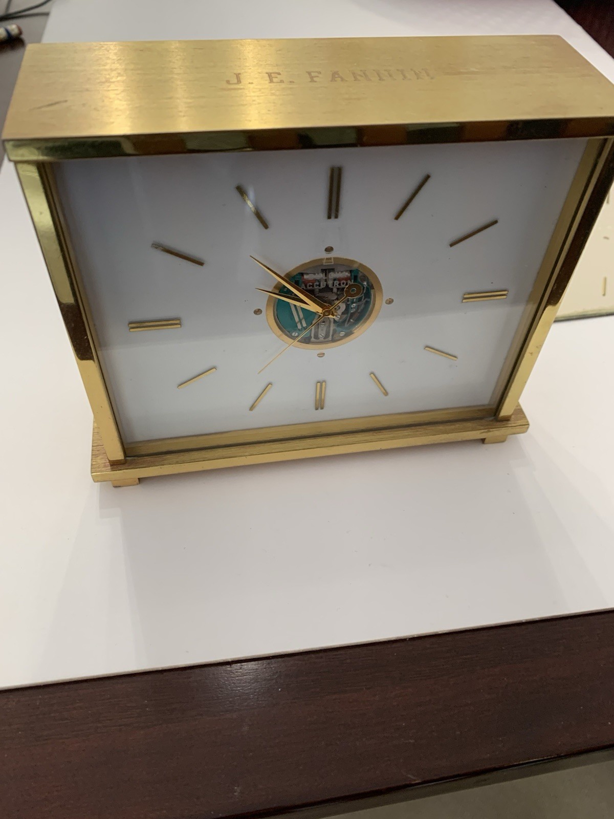 Bulova Accutron-Spaceview 214 Model D2051R-Empire Desk Clock Conversion Running
