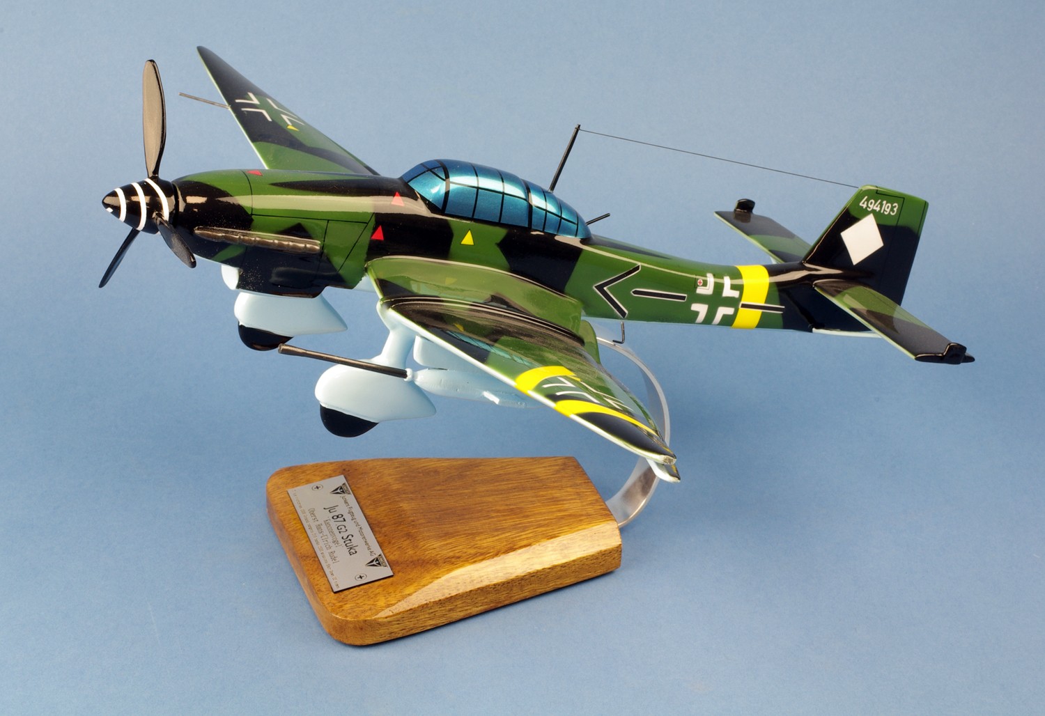 German Junkers Ju.87 G2 Stuka Hans-Ulrich Rudel Desk WW2 Model 1/32 PS Airplane