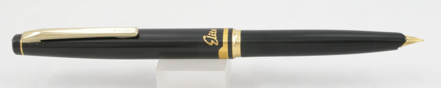 Pilot Elite Black & Gold Fountain Pen -XF Nib -CON-20 Converter - Mint 1980s NOS