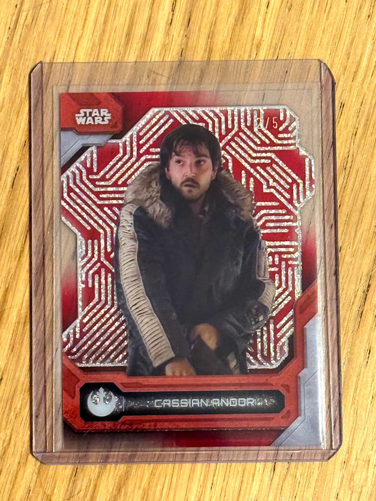 2024 Topps High Tek Star Wars #21 Cassian Andor Red Refractor 2/5