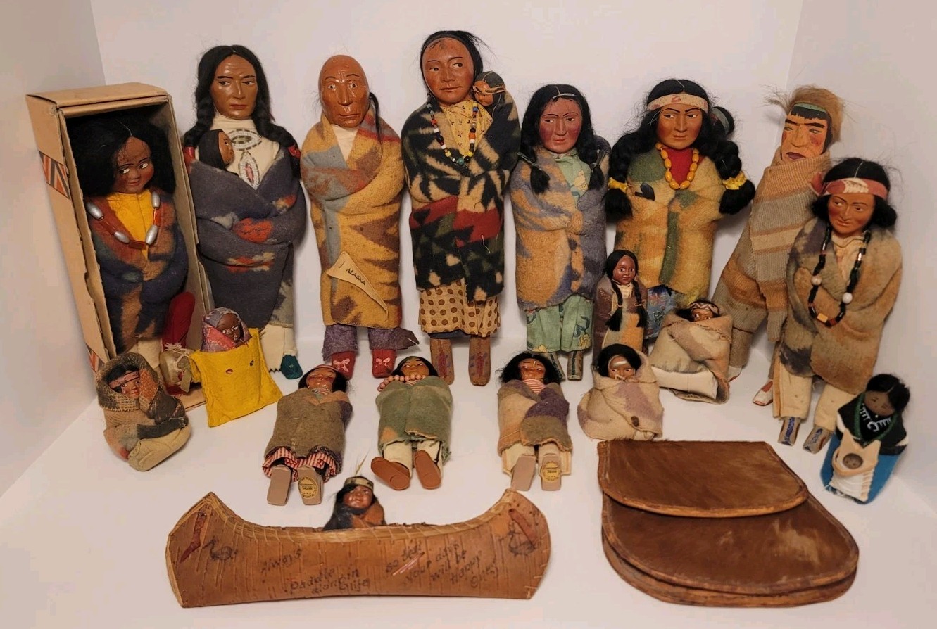 18 Vintage Mostly Skookum (Bully Good) Native American Dolls & Deer Hide Pouch