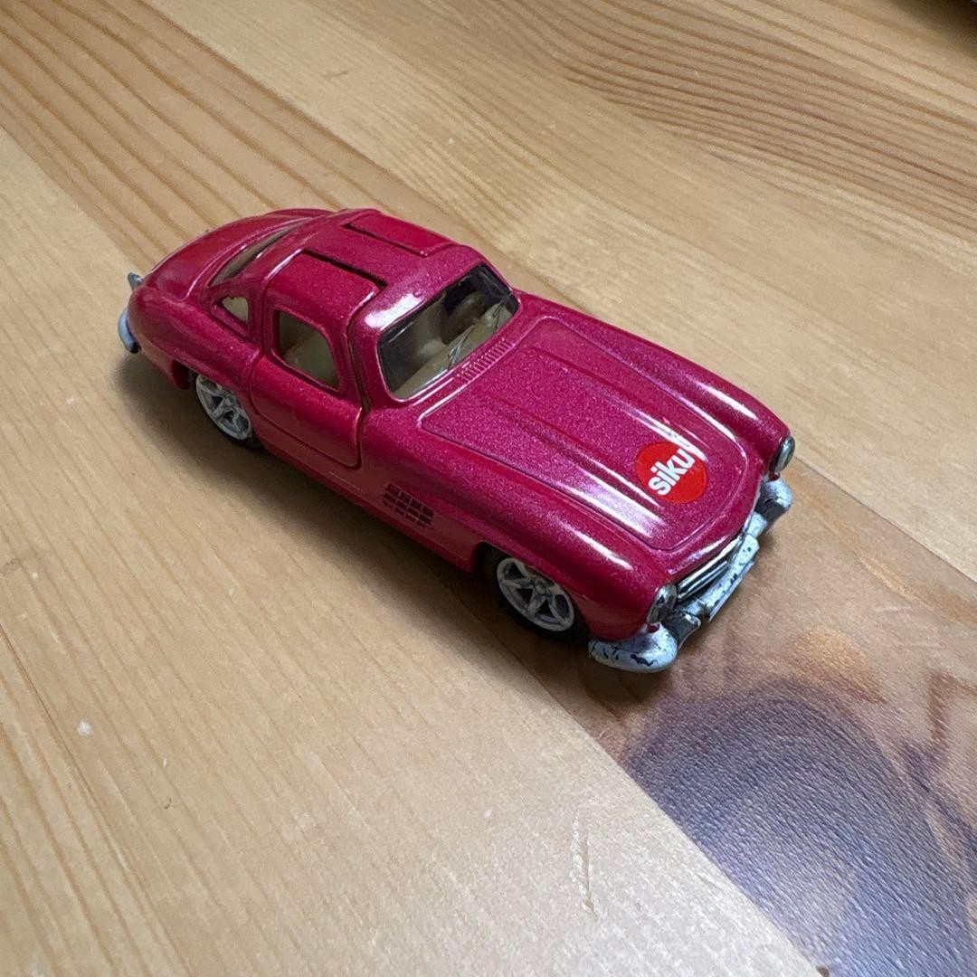siku Mercedes Benz 300 SL miniature car