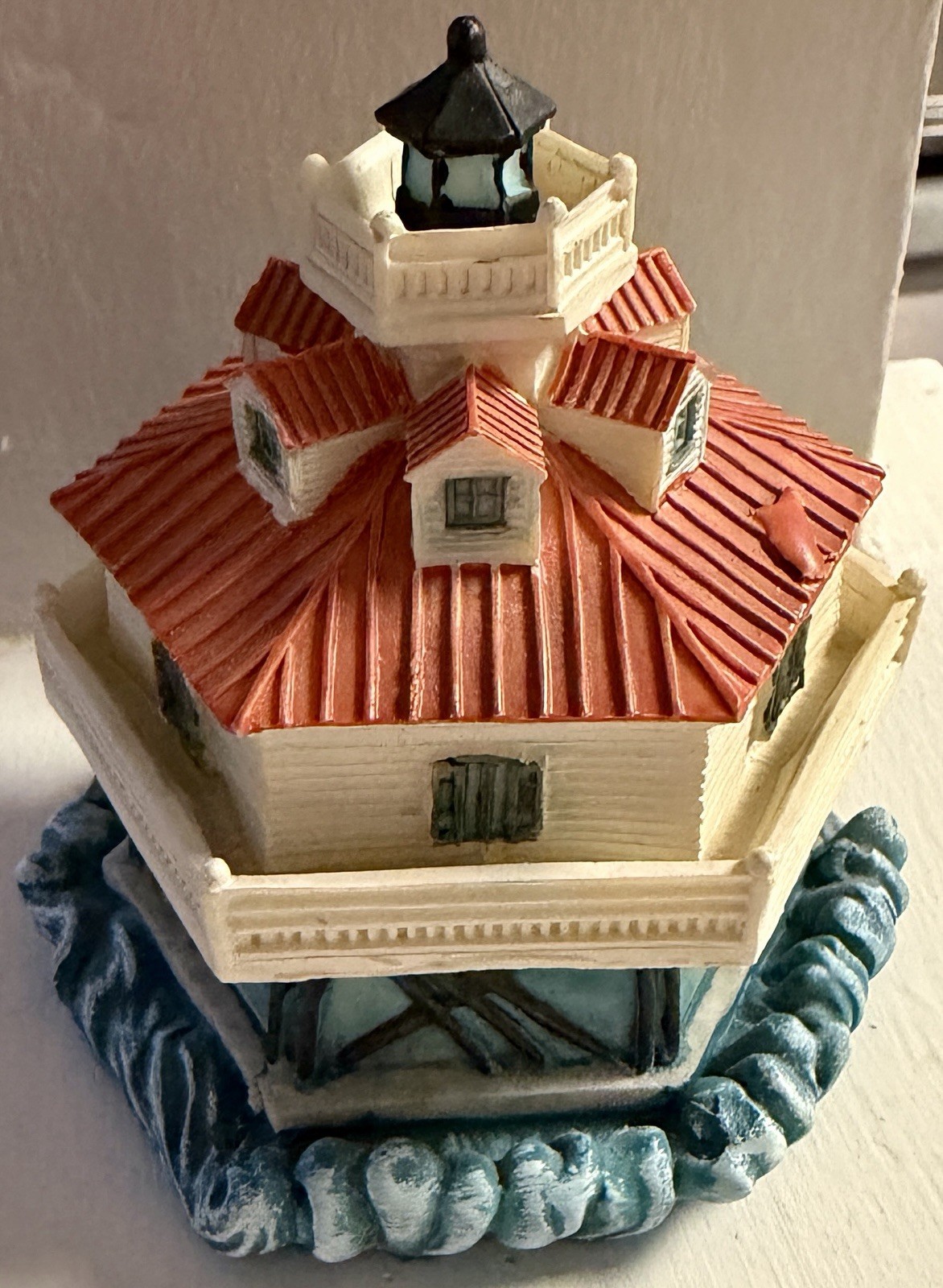 Scaasis Originals Thomas Point Shoal MD Lighthouse Figurine 1995 Nautical