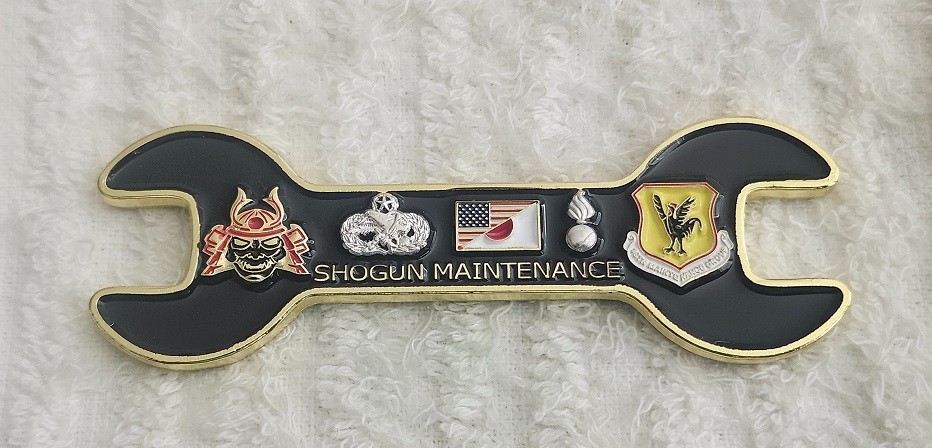 AUTHENTIC 18th MXG USAF MAINTENANCE GROUP KADENA AB RARE CHALLENGE COIN
