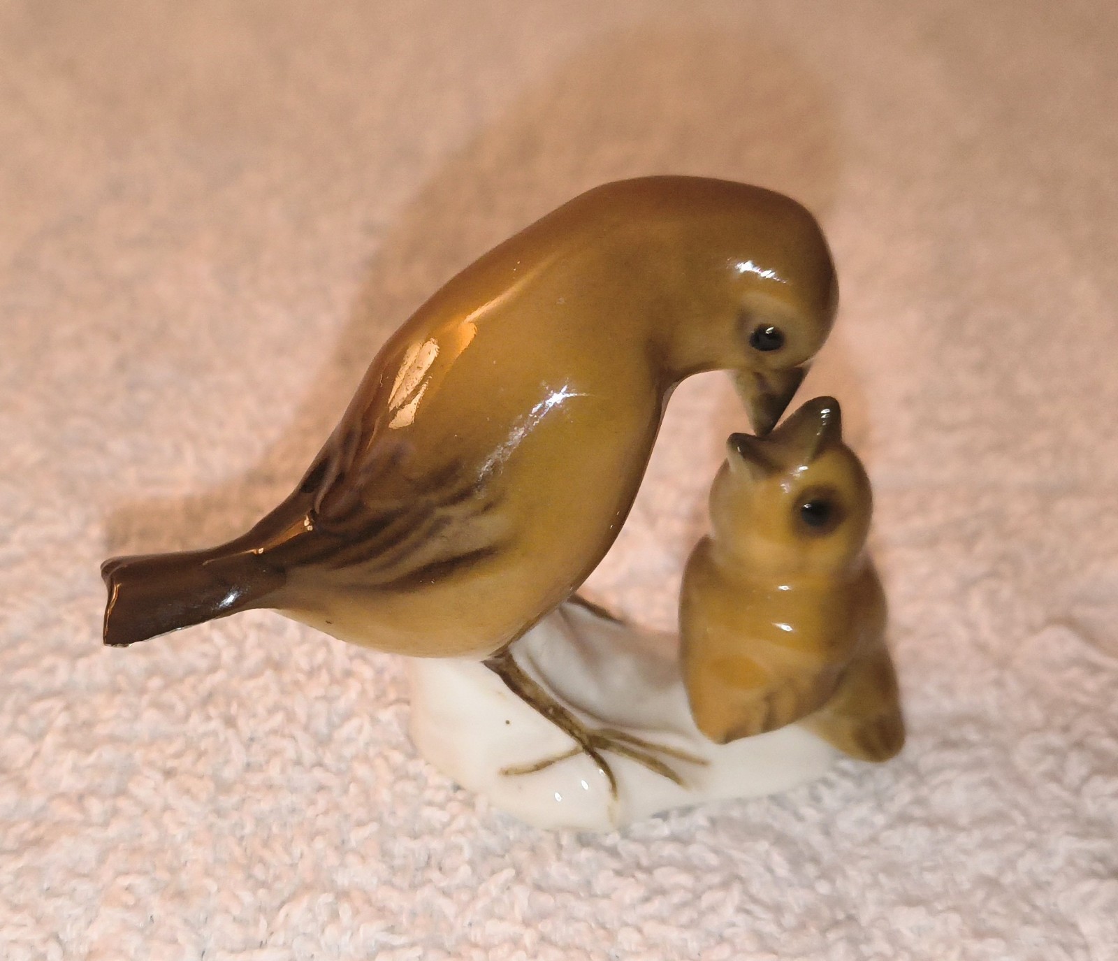 Vintage Porcelain Lorenz Hutschenreuther Bavaria Bird Feeding Chick Figurine #14