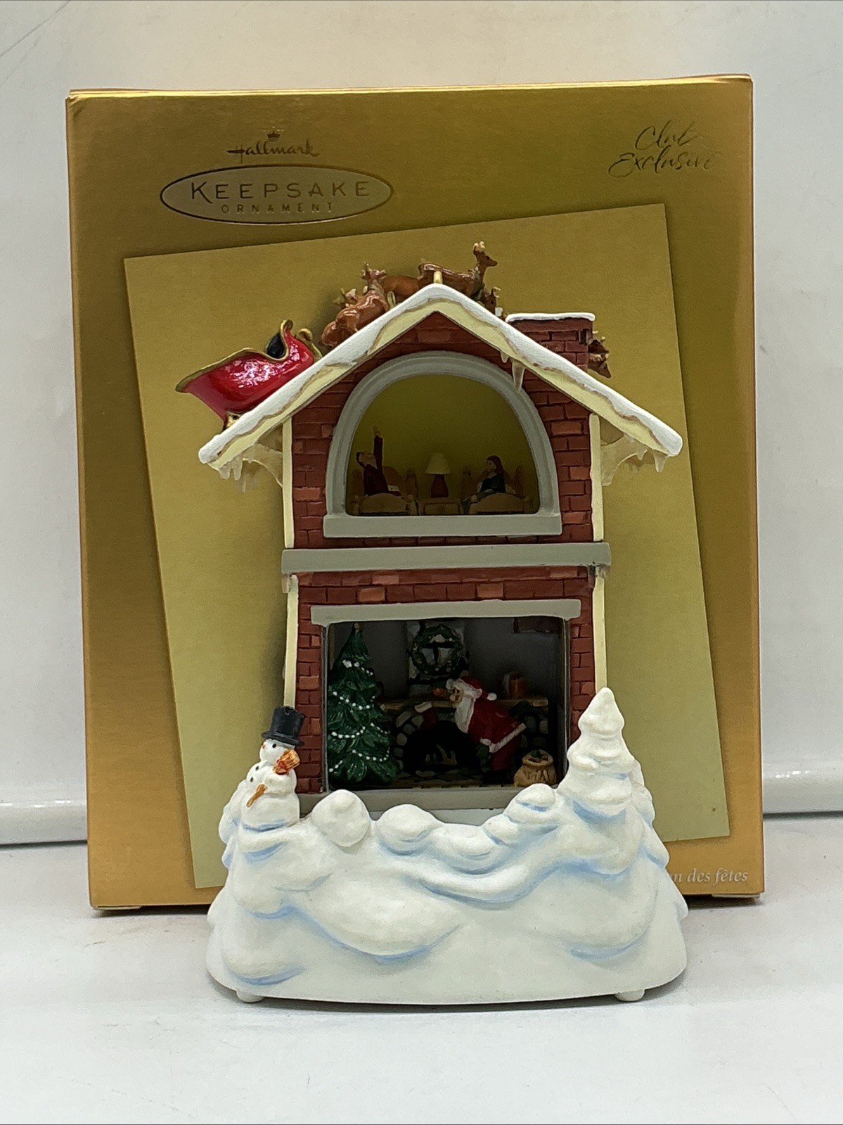 Hallmark Keepsake Christmas Ornament 
