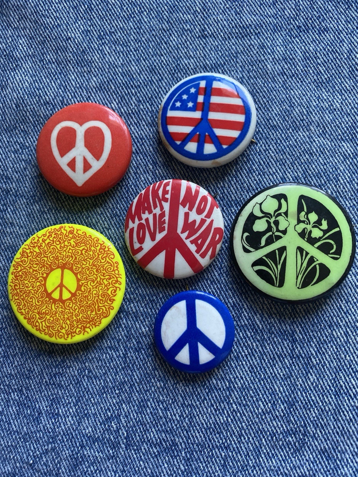 N.O.S. 60's ANTI-WAR,  PEACE SIGN PROTEST, 6 Pinback Button Badge Collection