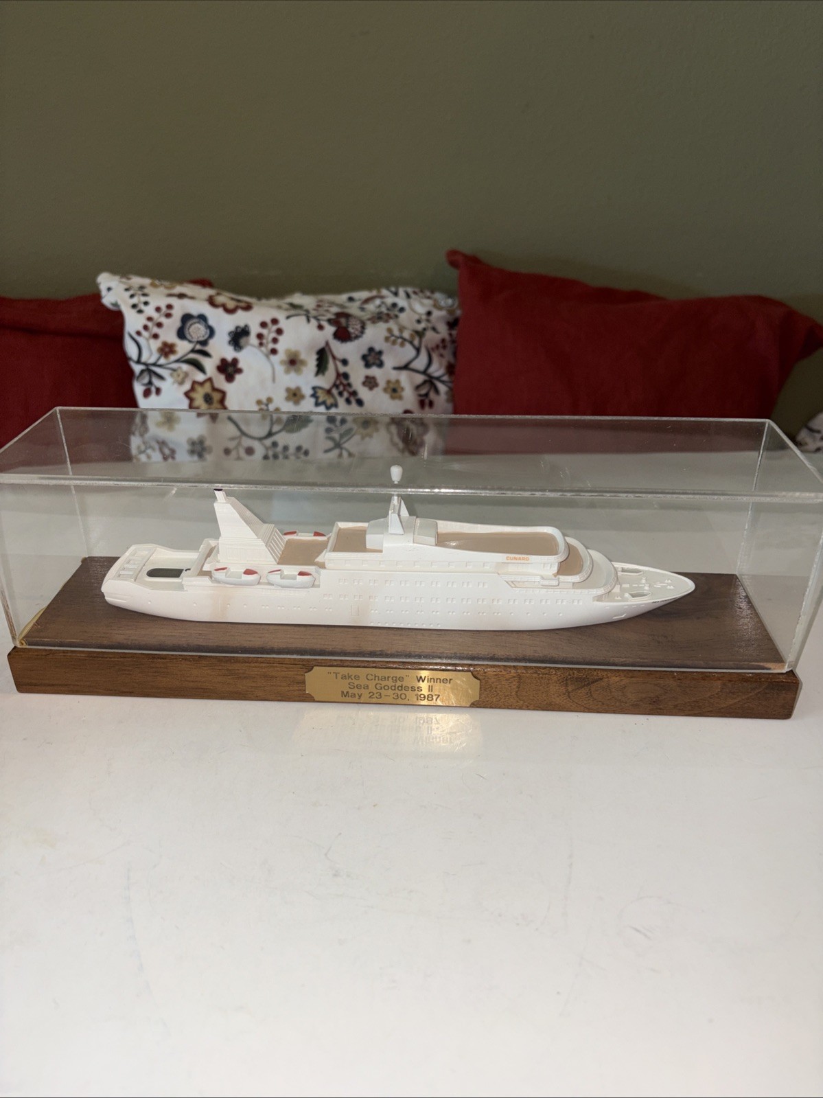 RARE Cunard Sea Goddess II Cruise Ship Model Award In Case Take Charge Winner 87