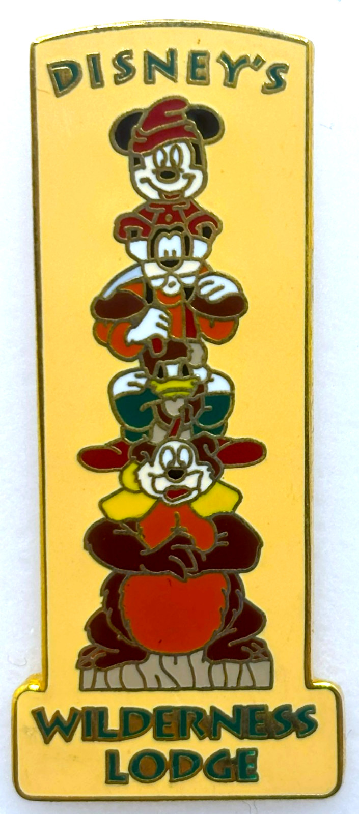 2006/2007 DISNEY WILDERNESS LODGE RESORT Trading Pin with CHARACTER TOTEM POLE