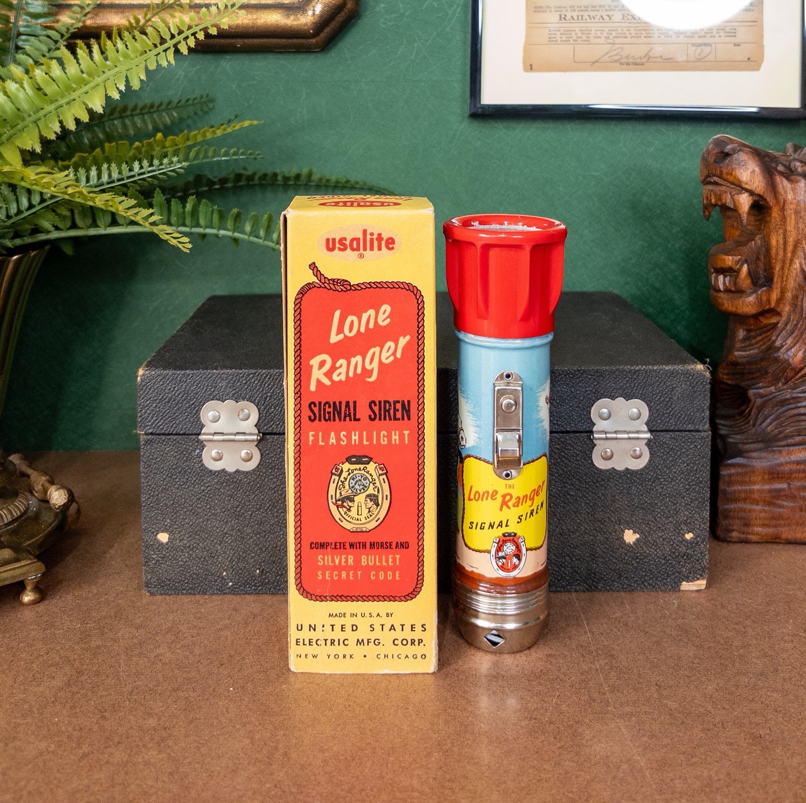 Vintage 1950s Usalite Lone Ranger Signal Siren Flashlight Original Box Work