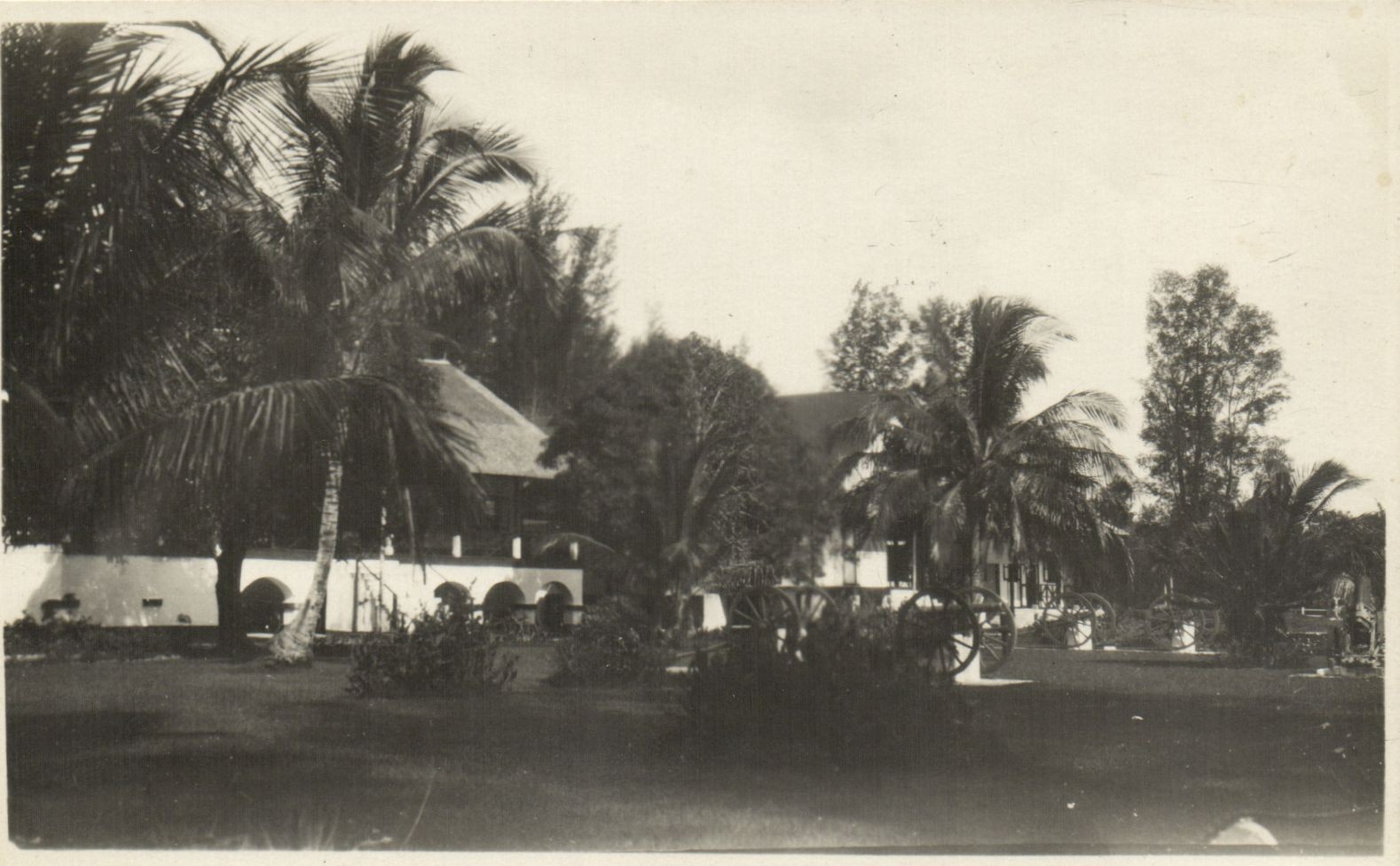 PC BORNEO MALAYSIA LABUAN HOUSES REAL PHOTO POSTCARD (b71802)