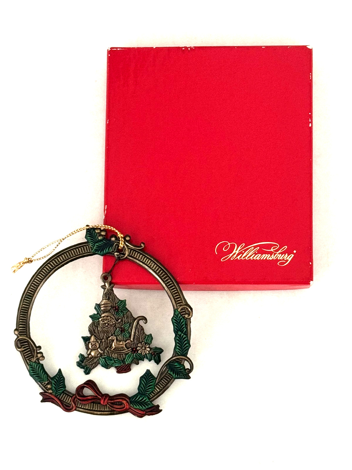 Vintage Colonial Williamsburg Collectible Christmas Ornament