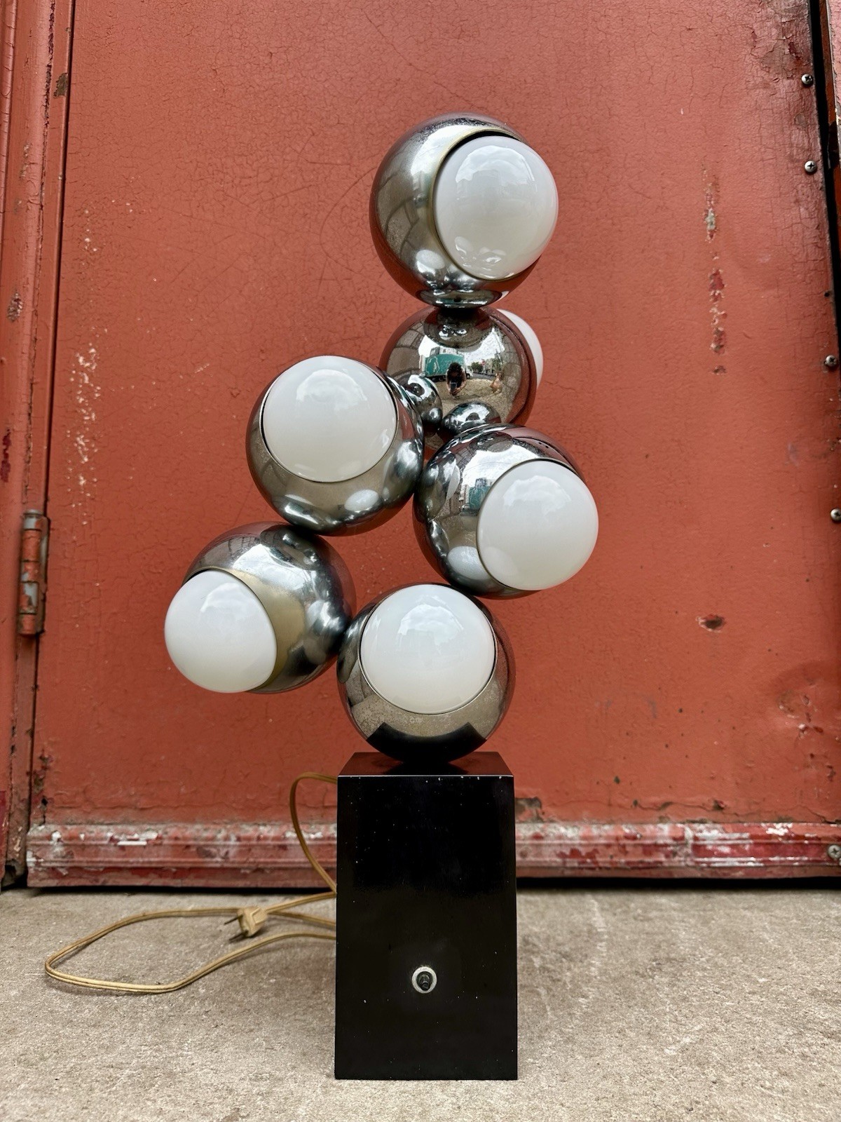RARE MCM SPACE AGE CHROME MOLECULE TABLE LAMP by Robert Sonneman | works