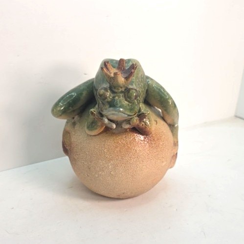 Thinking King Frog - Glazed Ceramic - Vintage