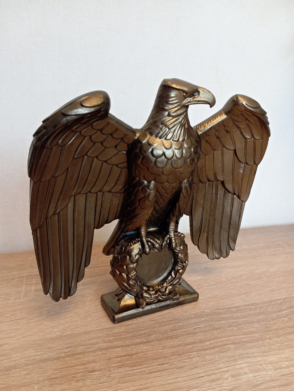 3D printed replica of WW2 period German eagle on the wreath - statue - Decor
