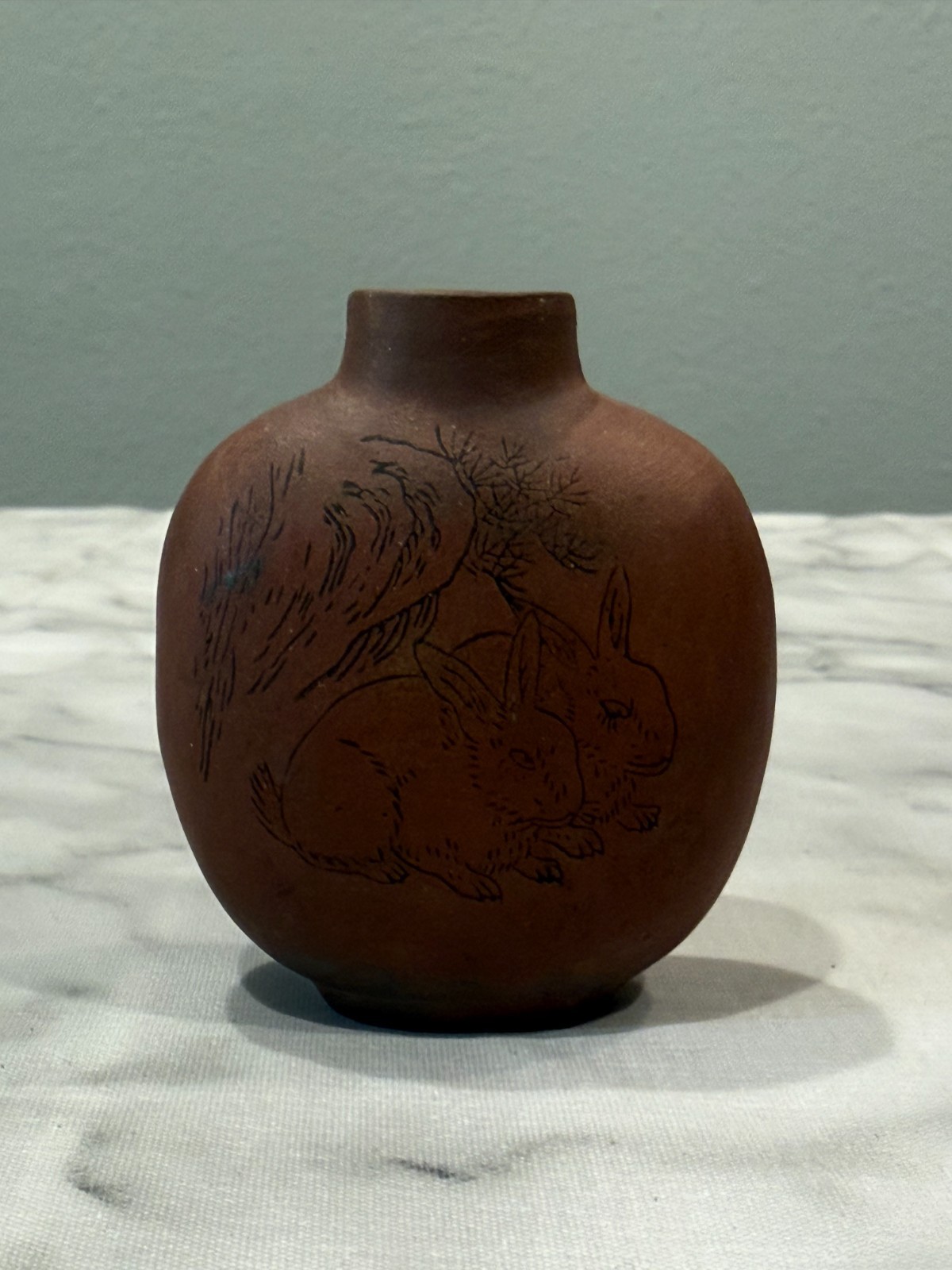 Vintage Chinese Yixing Zisha Snuff Bottle