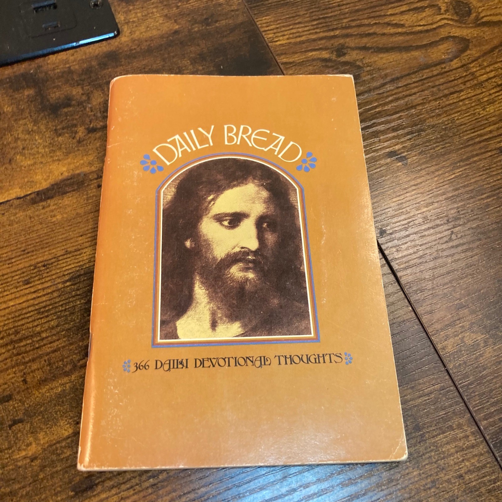 Daily Bread 366 Daily Devotional Thoughts Abingdon Press Vtg Booklet Methodist