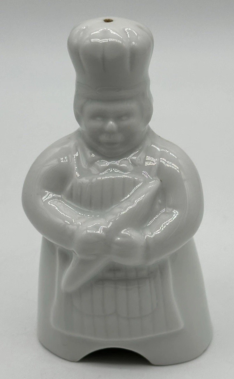 VTG RARE POTTERY ENGLISH WHITE CHINA PIE BIRD FUNNEL VENT FAT CHEF BAKER BAKING