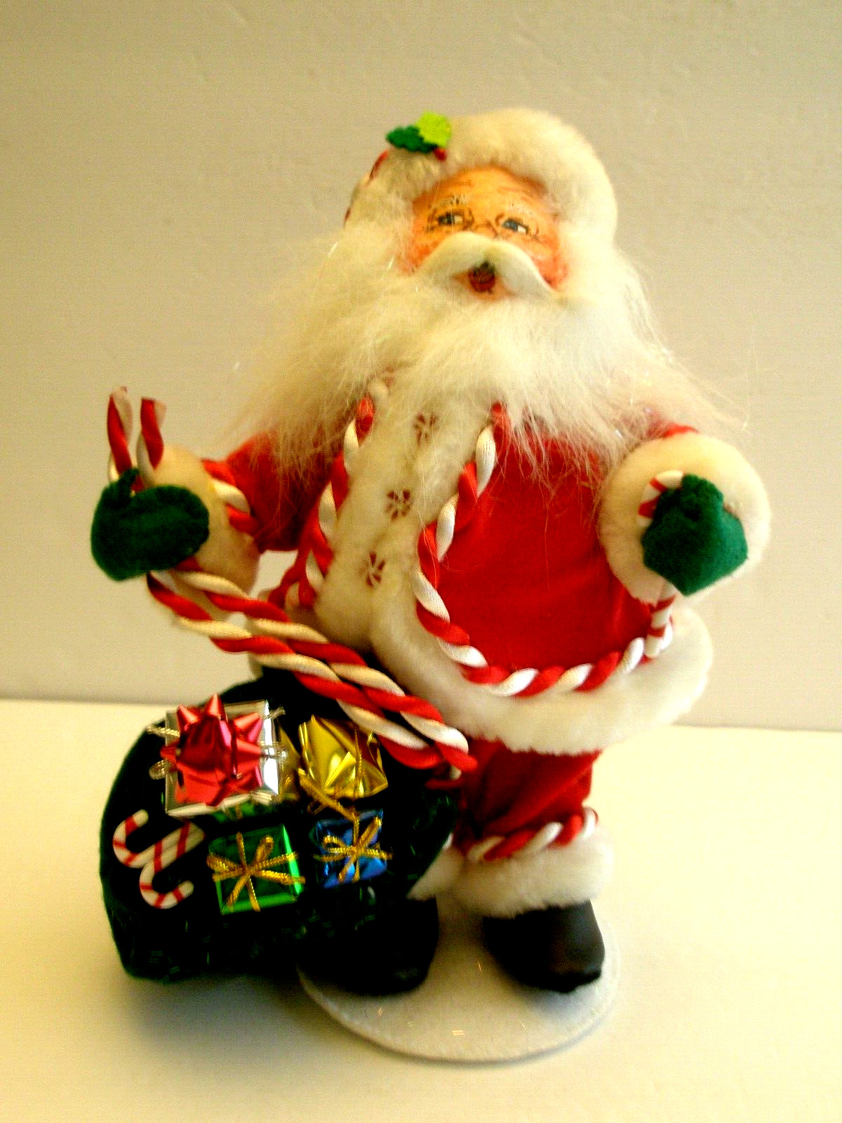 Annalee  Santa Claus Doll Gifts Sack Bag  Christmas  Posable  Doll  EUC   CE#8