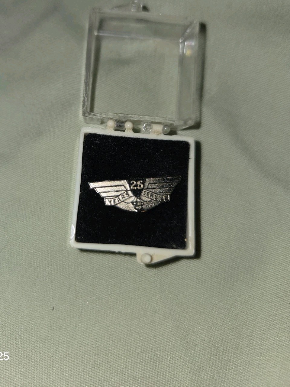 Vintage Sikorsky Aircraft 25 Year Employee Service Pin *RARE FIND*