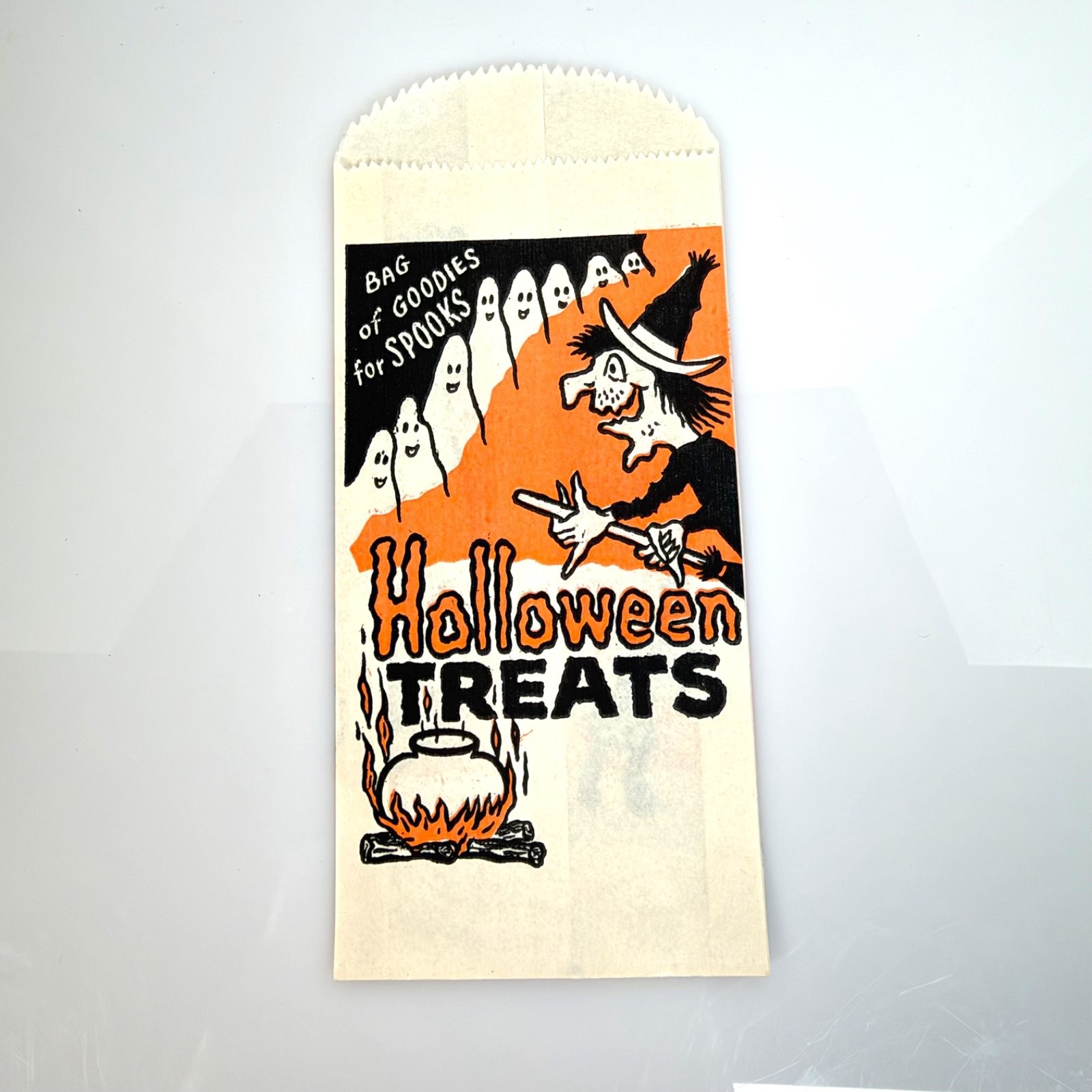 Vintage/Antique c. 1950s Halloween Trick or Treat Paper Bag Witch Ghosts Rare