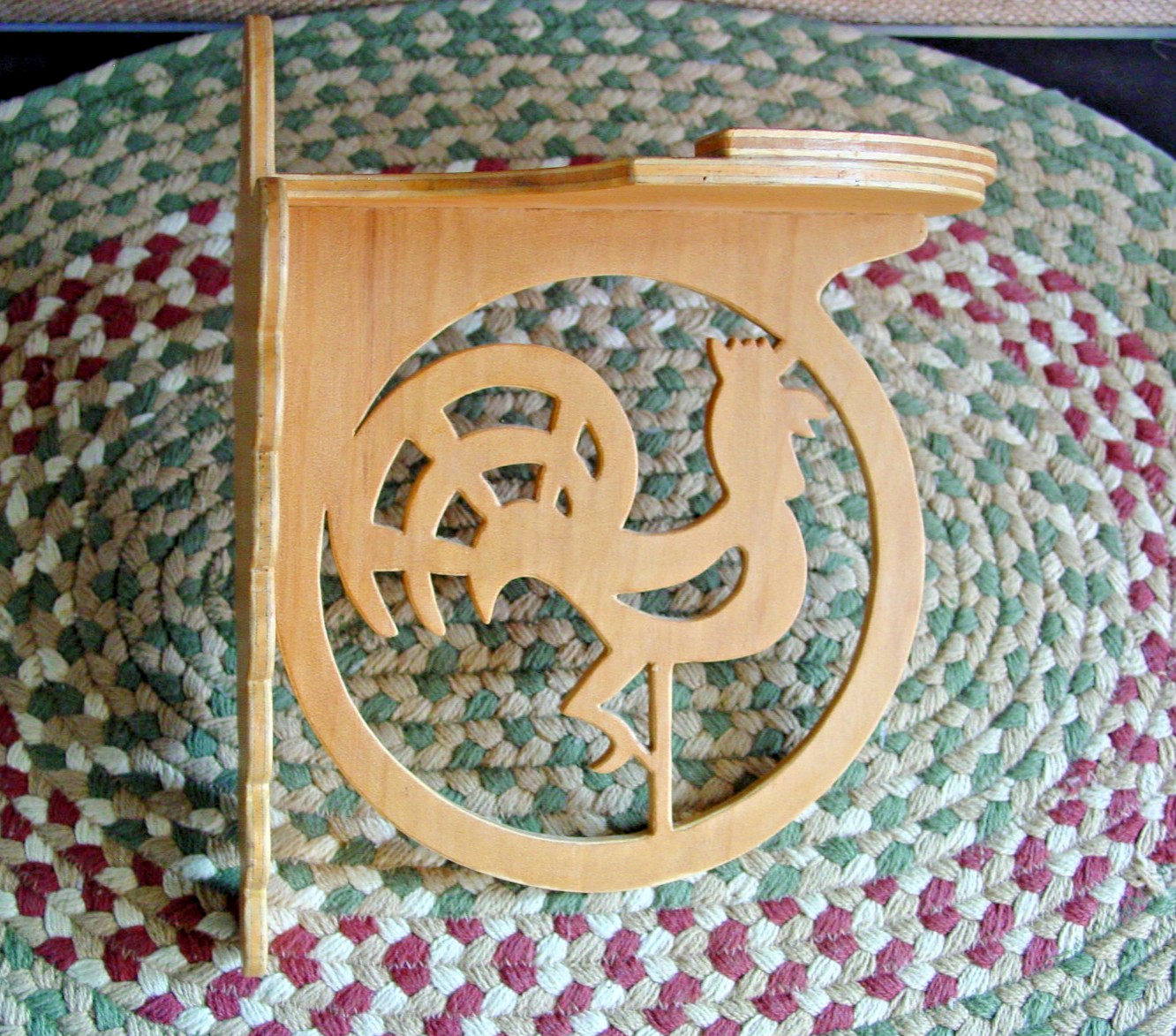 Vintage Rooster Jigsaw Cut-Out Maple Tone Wood Accent Shelf Cottage Core Decor