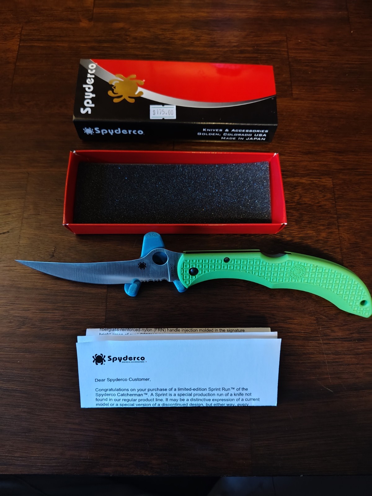 BNIB Spyderco Catcherman Salt SPRINT RUN LC200N Toxic Green FRN Handles C17PSGR