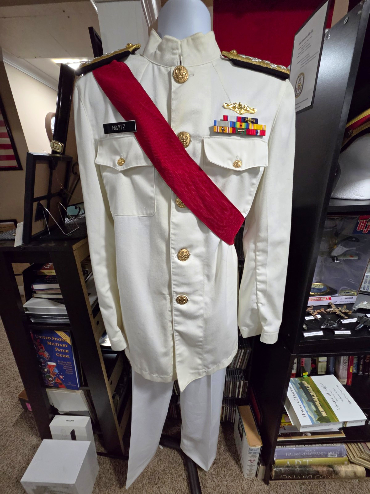 US Navy White Uniform Costume Nimitz Fleet Admiral 5 Star Size 46R 32L Military