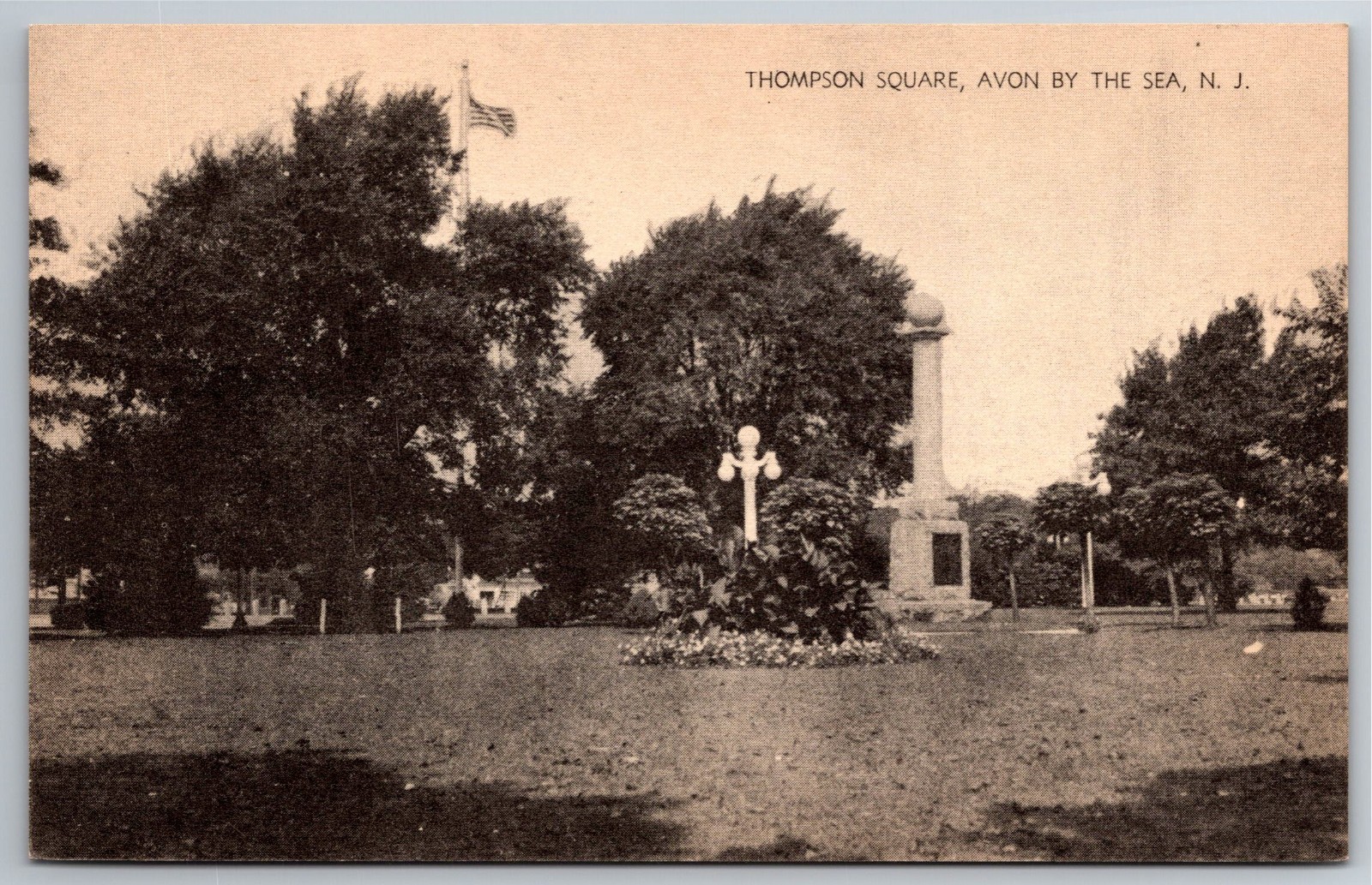 NJ, Avon By The Sea, Thompson Square, Vintage Postcard
