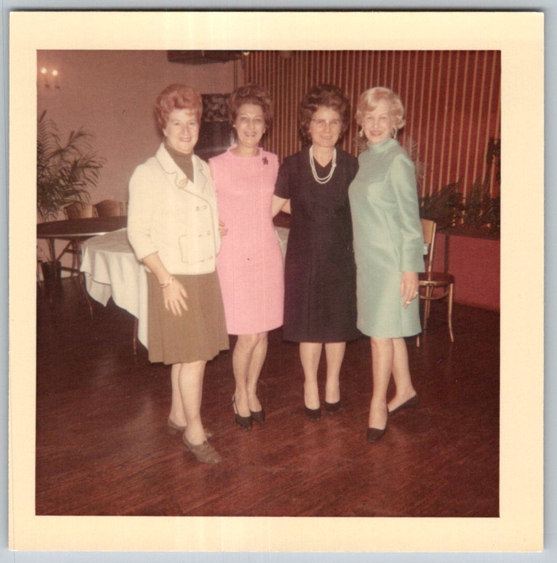 Vtg Color Snapshot Four Elegant Women Fashion Dresses Bouffant Hair Party 1960s